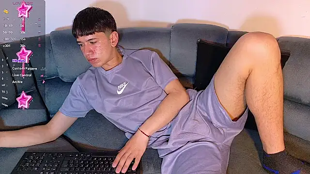 Mr daren  online show from 11/08/25, 06:33