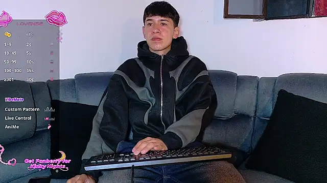 Mr daren  online show from 12/01/25, 07:04