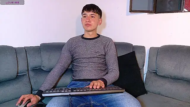 Mr daren  online show from 11/19/25, 08:09