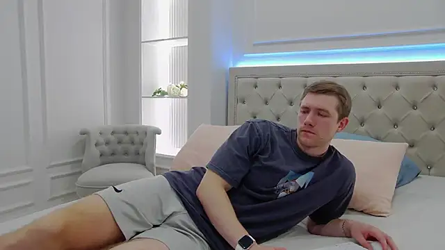 Snapshot of EthanPinkman chatting on 09/21/25, 04:50 EthanPinkman online show from 09/21/25, 04:50