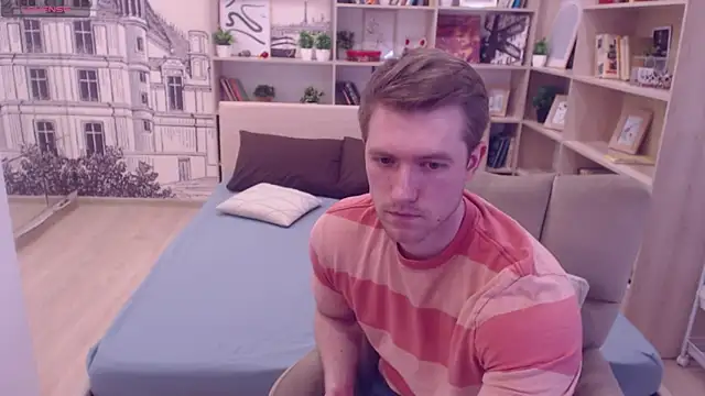 Snapshot of EthanPinkman chatting on 03/18/25, 06:06 EthanPinkman online show from 03/18/25, 06:06