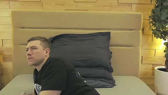 EthanPinkman online show from 04/09/26, 04:14