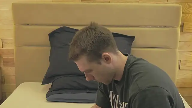 EthanPinkman online show from 04/24/26, 04:58