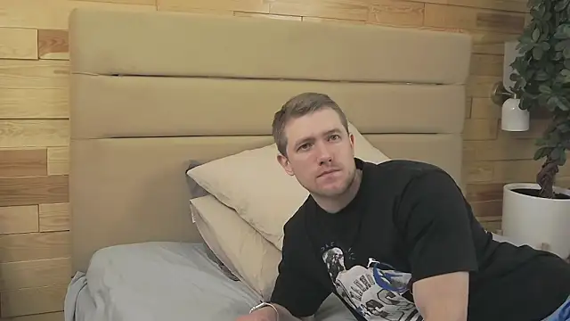 EthanPinkman online show from 11/07/25, 04:28