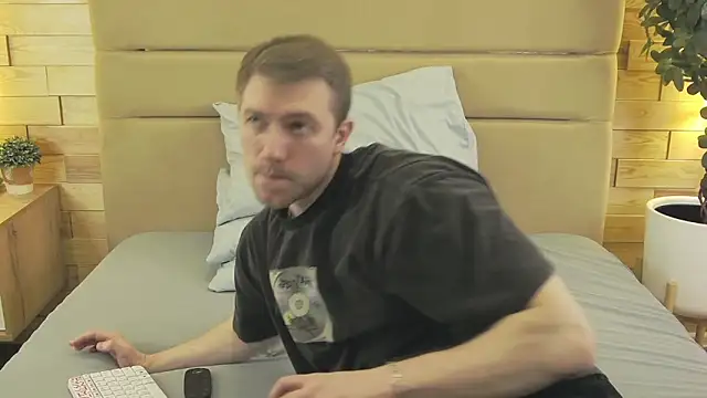 EthanPinkman online show from 03/10/26, 04:27