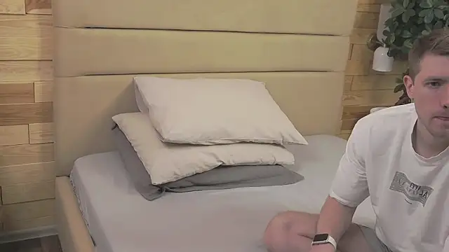 EthanPinkman online show from 11/20/25, 04:35