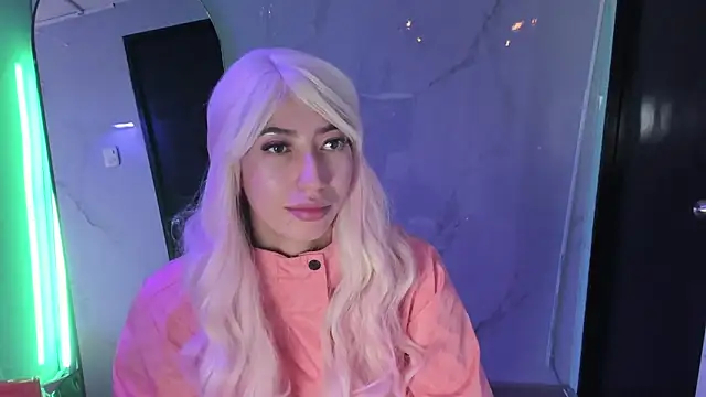 Snapshot of LilithCooperr_ chatting on 02/07/26, 03:47 LilithCooperr online show from 02/07/26, 03:47