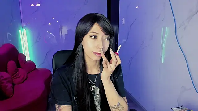 LilithCooperr  online show from 05/15/26, 03:37