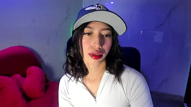 Snapshot of LilithCooperr_ chatting on 10/25/25, 04:51 LilithCooperr online show from 10/25/25, 04:51