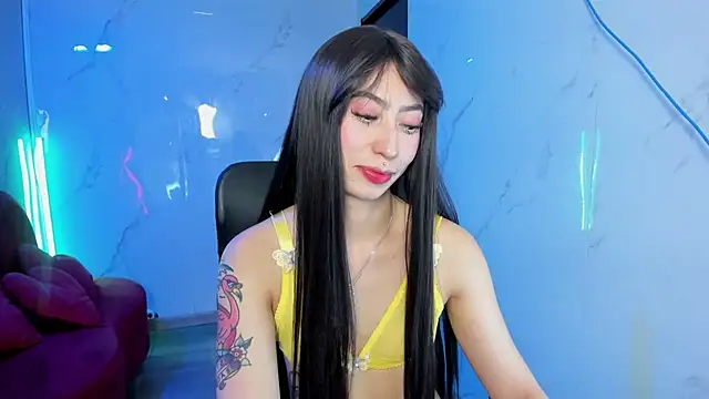 Snapshot of LilithCooperr_ chatting on 06/26/26, 03:34 LilithCooperr online show from 06/26/26, 03:34