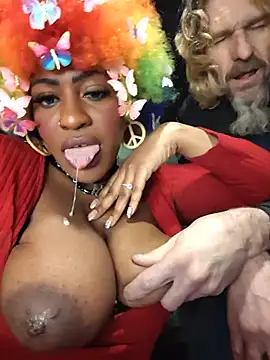 AmazonianMistress online show from 05/22/26, 01:25