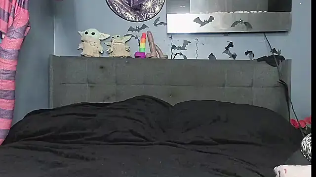 Snapshot of AmazonianMistress chatting on 11/19/25, 08:53 AmazonianMistress online show from 11/19/25, 08:53