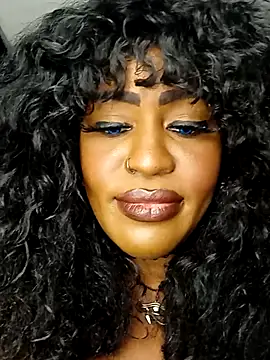 Snapshot of AmazonianMistress chatting on 12/04/25, 06:07 AmazonianMistress online show from 12/04/25, 06:07