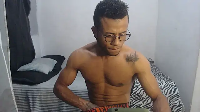 grandominantex1 online show from 01/18/26, 09:51