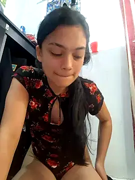 littlemelii online show from 12/19/24, 04:24