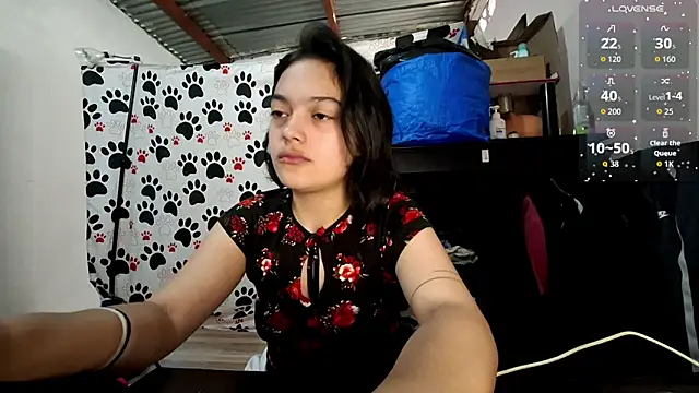 littlemelii online show from 10/15/25, 04:37