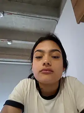 littlemelii online show from 02/25/25, 09:58