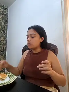 littlemelii online show from 02/22/26, 05:25