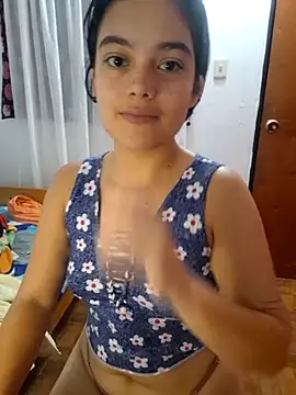 littlemelii online show from 04/20/26, 07:04
