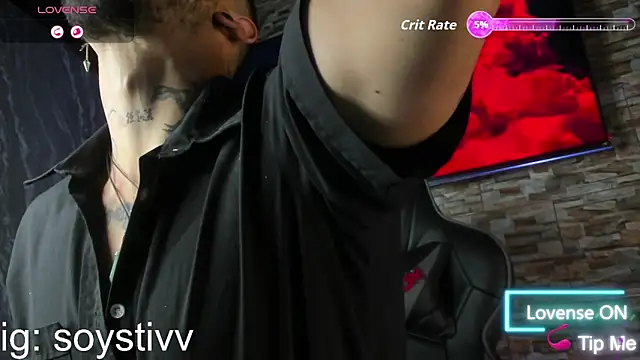 Snapshot of Seth_Owner chatting on 10/07/25, 02:01 Seth Owner online show from 10/07/25, 02:01