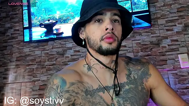 Snapshot of Seth_Owner chatting on 03/01/25, 01:51 Seth Owner online show from 03/01/25, 01:51