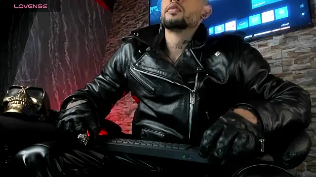 Seth Owner online show from 03/12/26, 01:33