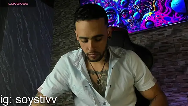 Snapshot of Seth_Owner chatting on 10/11/25, 02:12 Seth Owner online show from 10/11/25, 02:12