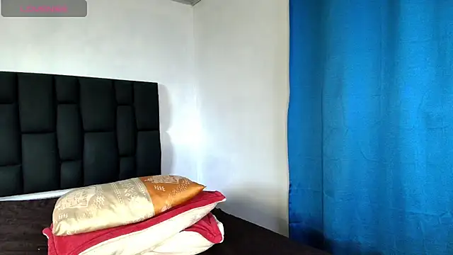 Aurora doll23 online show from 04/28/26, 08:02