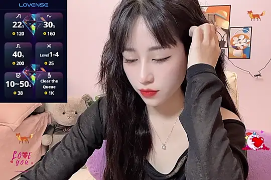  LLisa  online show from 03/10/25, 06:56