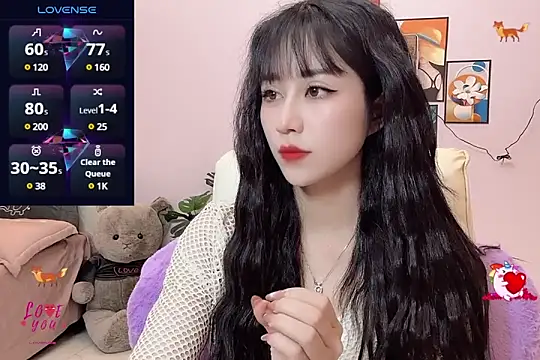  LLisa  online show from 03/18/25, 05:55