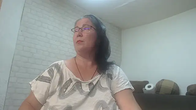 EmmaSquirt online show from 06/04/26, 05:45