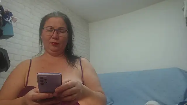 EmmaSquirt online show from 12/17/25, 10:04