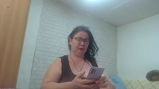 EmmaSquirt online show from 03/05/26, 09:39