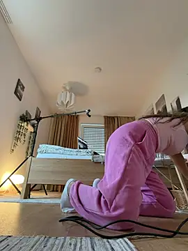 Alisa-Marie online show from 06/29/26, 09:38