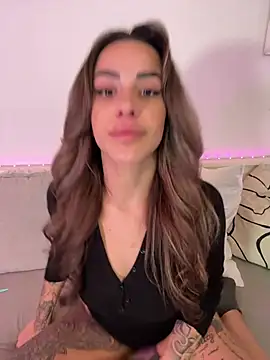 Alisa-Marie online show from 04/03/26, 09:16