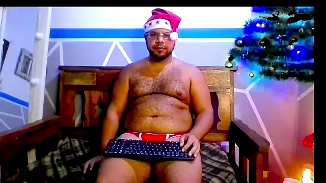 Snapshot of Evert_hairyboy chatting on 12/16/25, 06:34 Evert hairyboy online show from 12/16/25, 06:34