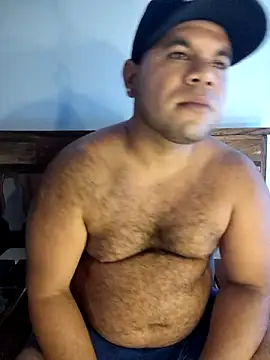 Snapshot of Evert_hairyboy chatting on 09/29/25, 01:34 Evert hairyboy online show from 09/29/25, 01:34