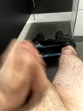 Drummer112 online show from 12/02/25, 02:08