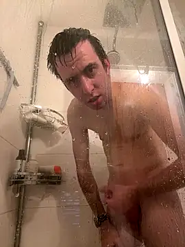 Drummer112 online show from 10/02/25, 02:53