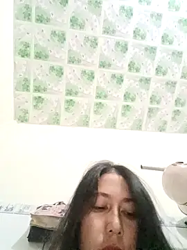 2HotAsain4u online show from 10/19/25, 09:39