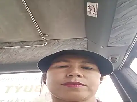 2HotAsain4u online show from 11/16/25, 04:39