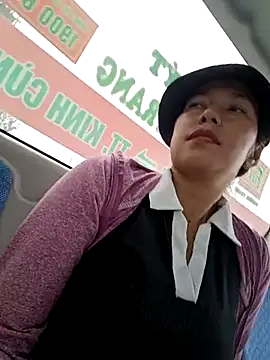 2HotAsain4u online show from 10/21/25, 02:00