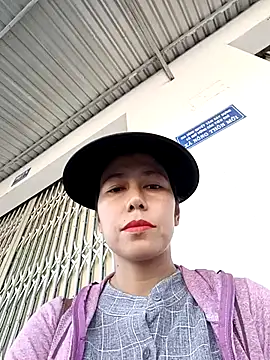 2HotAsain4u online show from 04/23/26, 01:12