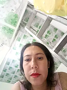 Snapshot of 2HotAsain4u chatting on 03/09/25, 12:42 2HotAsain4u online show from 03/09/25, 12:42
