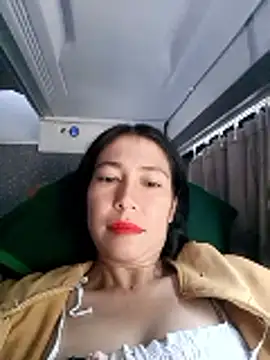 2HotAsain4u online show from 04/02/26, 12:18