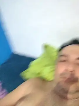 Snapshot of osovensex21 chatting on 10/02/25, 08:45 osovensex21 online show from 10/02/25, 08:45