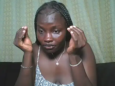 Mon cherrie  online show from 01/11/26, 07:48