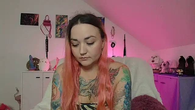 PinkHurricaneOfficial online show from 09/24/25, 01:17