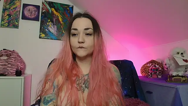 PinkHurricaneOfficial online show from 02/06/26, 11:12