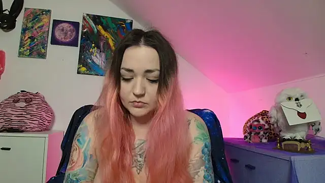 PinkHurricaneOfficial online show from 02/16/26, 04:16